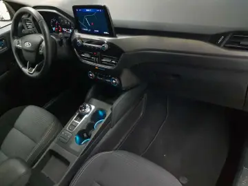 FORD Kuga 2.0 EcoBlue 4x4 Aut. TITANIUM AHK