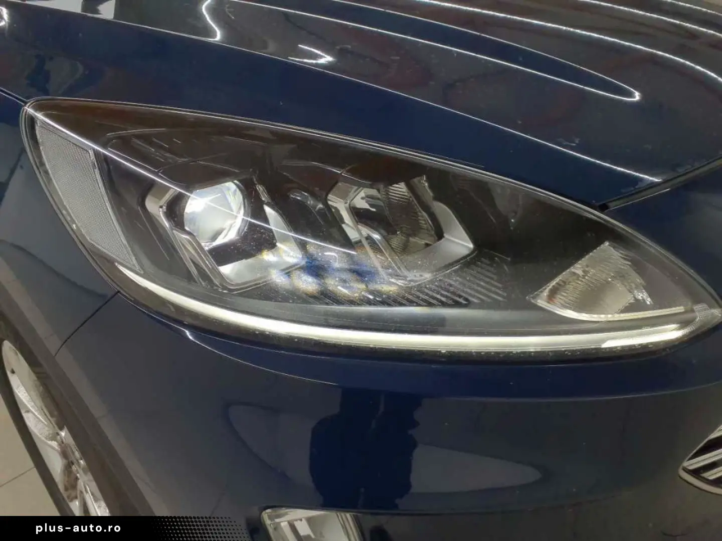 FORD Kuga 2.0 EcoBlue 4x4 Aut. TITANIUM AHK