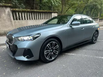 BMW 520d A M Sport Frozen pure gray