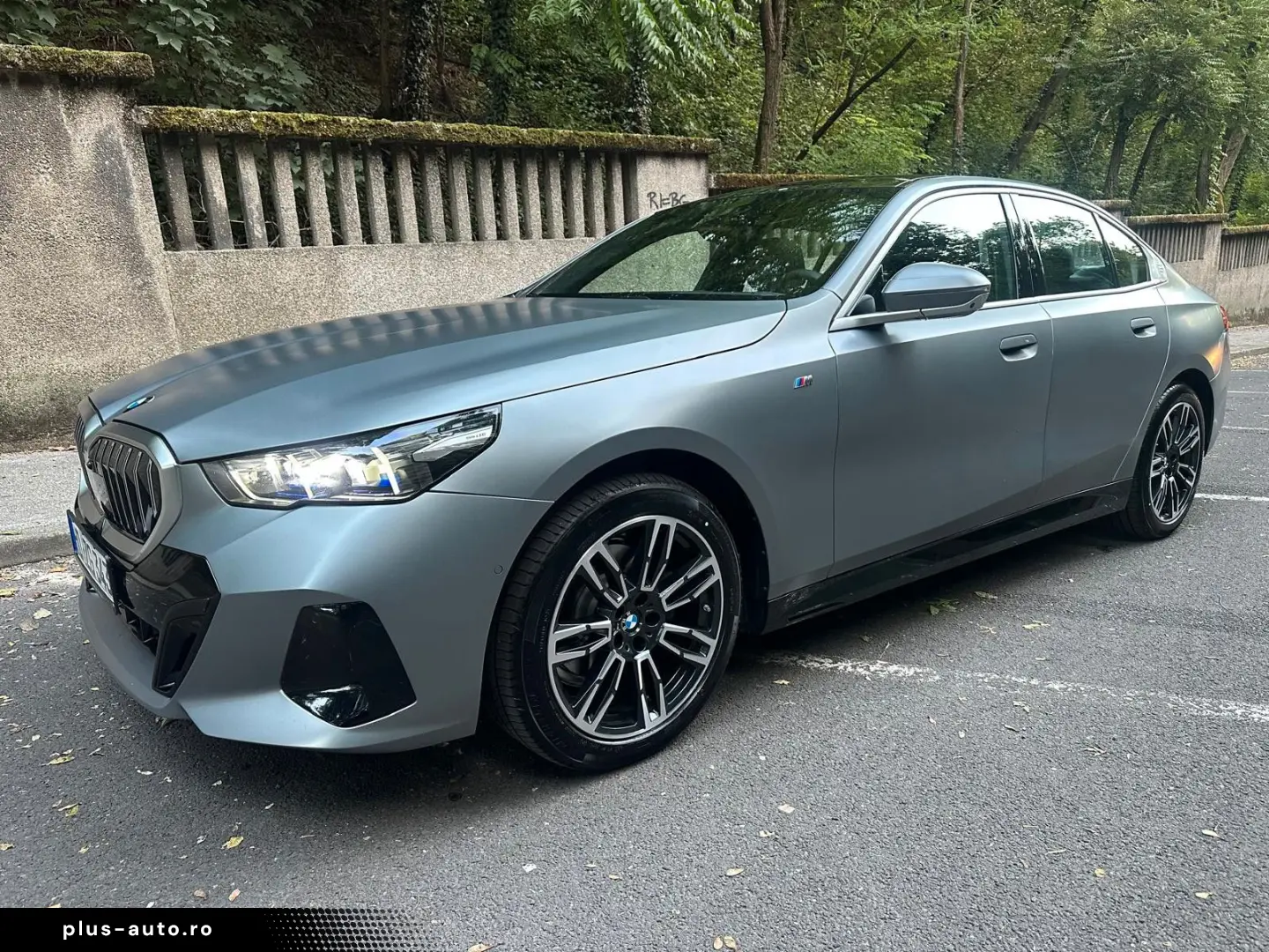 BMW 520d A M Sport Frozen pure gray