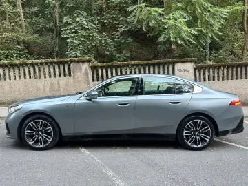 BMW 520d A M Sport Frozen pure gray