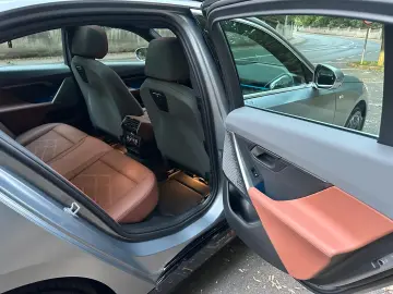 BMW 520d A M Sport Frozen pure gray