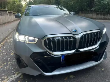 BMW 520d A M Sport Frozen pure gray