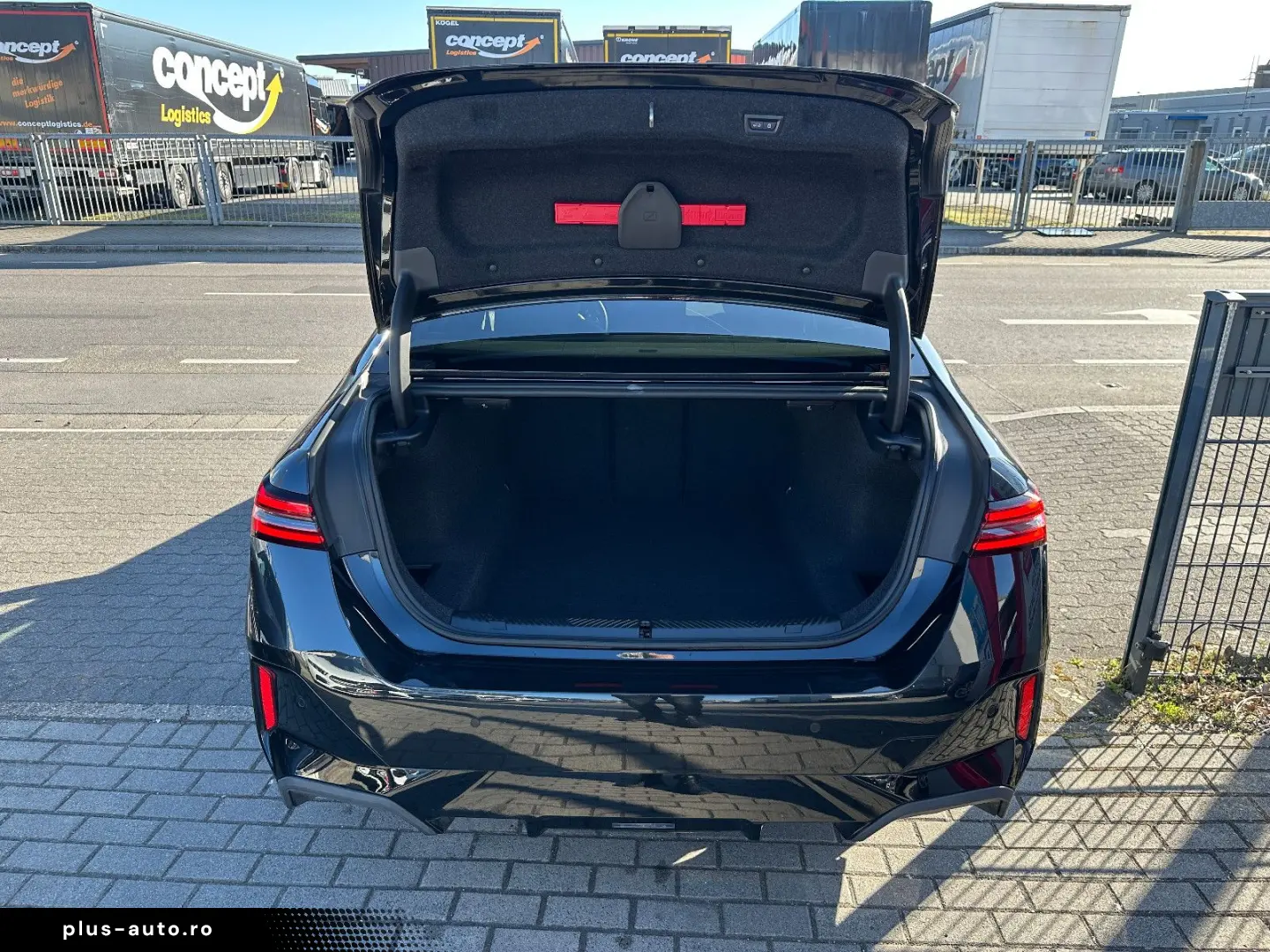 BMW 520 d M Sport Pro Head-Up  21  FINANZIERUNG