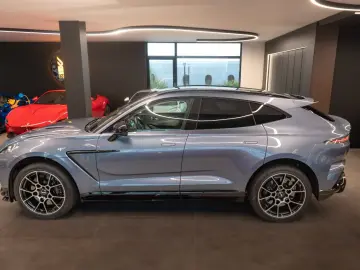 Aston Martin DBX 4.0 V8 DBX707 Concours Blue