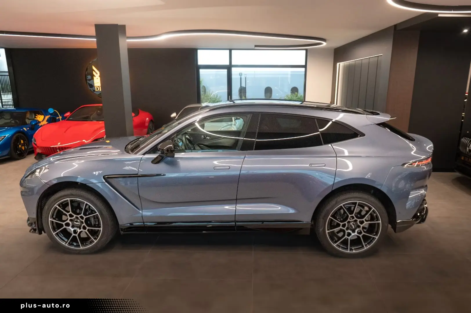 Aston Martin DBX 4.0 V8 DBX707 Concours Blue