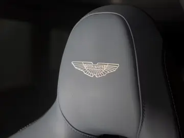 Aston Martin DBX 4.0 V8 DBX707 Concours Blue