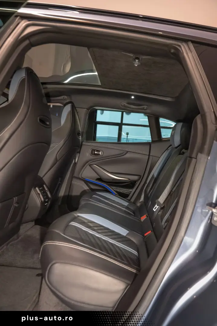 Aston Martin DBX 4.0 V8 DBX707 Concours Blue