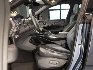 Aston Martin DBX 4.0 V8 DBX707 Concours Blue