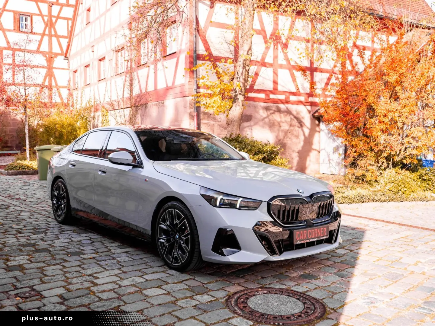 BMW 520d M-SPORTPRO PANO HEADUP KAMRA GLOW H&K