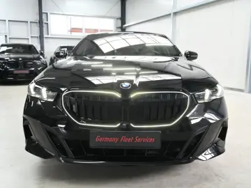 BMW 520d xDrive M-Sport Pro  INNO PANO B&W CARBON