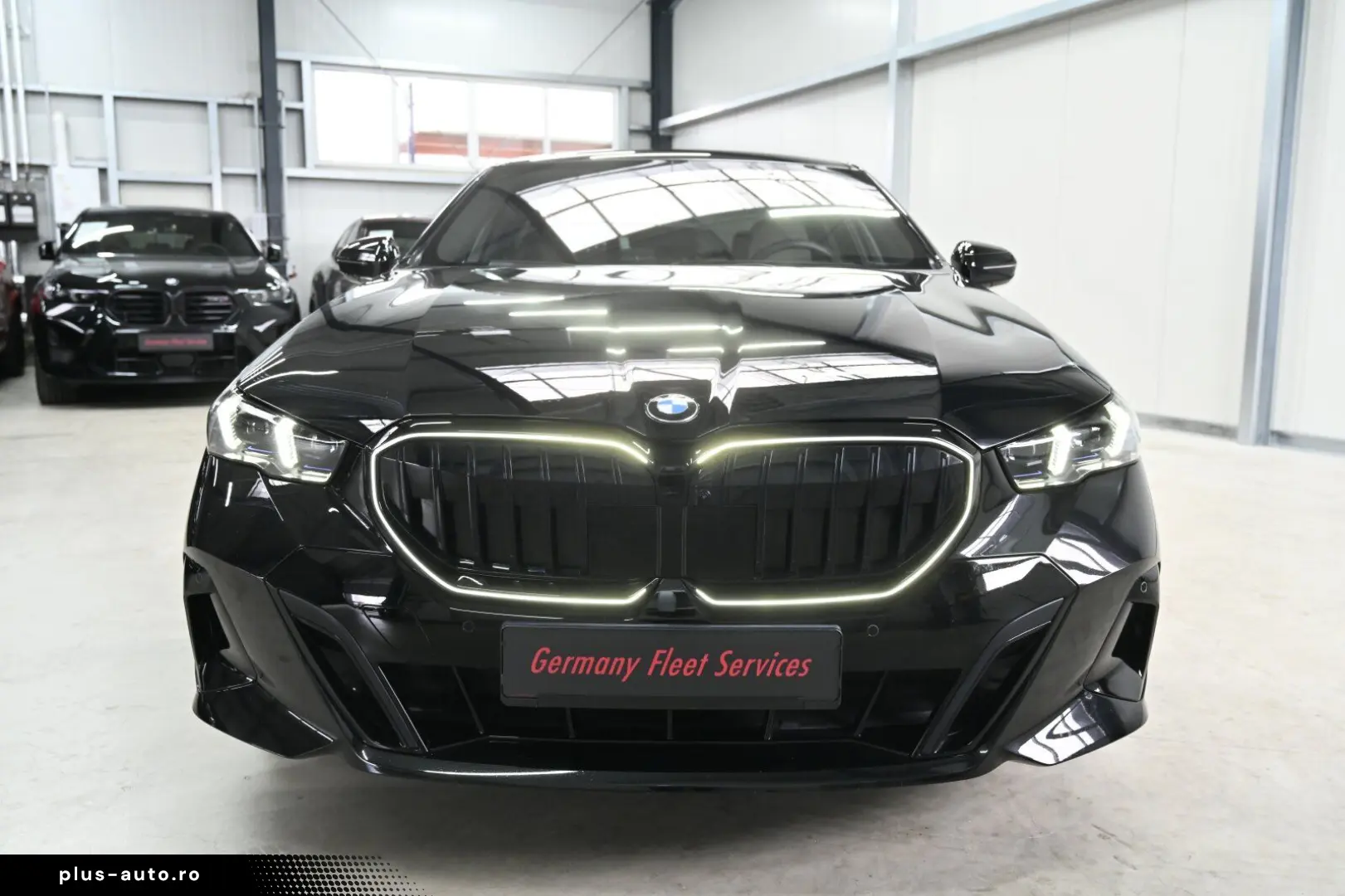 BMW 520d xDrive M-Sport Pro  INNO PANO B&W CARBON