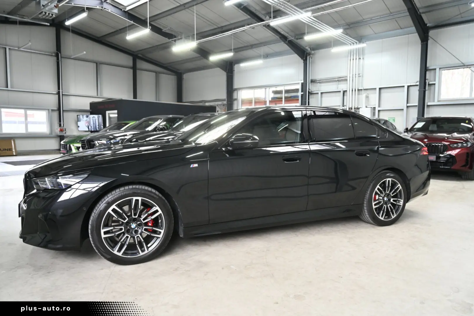 BMW 520d xDrive M-Sport Pro  INNO PANO B&W CARBON