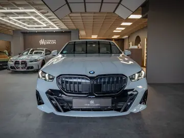 BMW 520 d Limousine M-Sport  Innopak  H&K Autob.Ass.