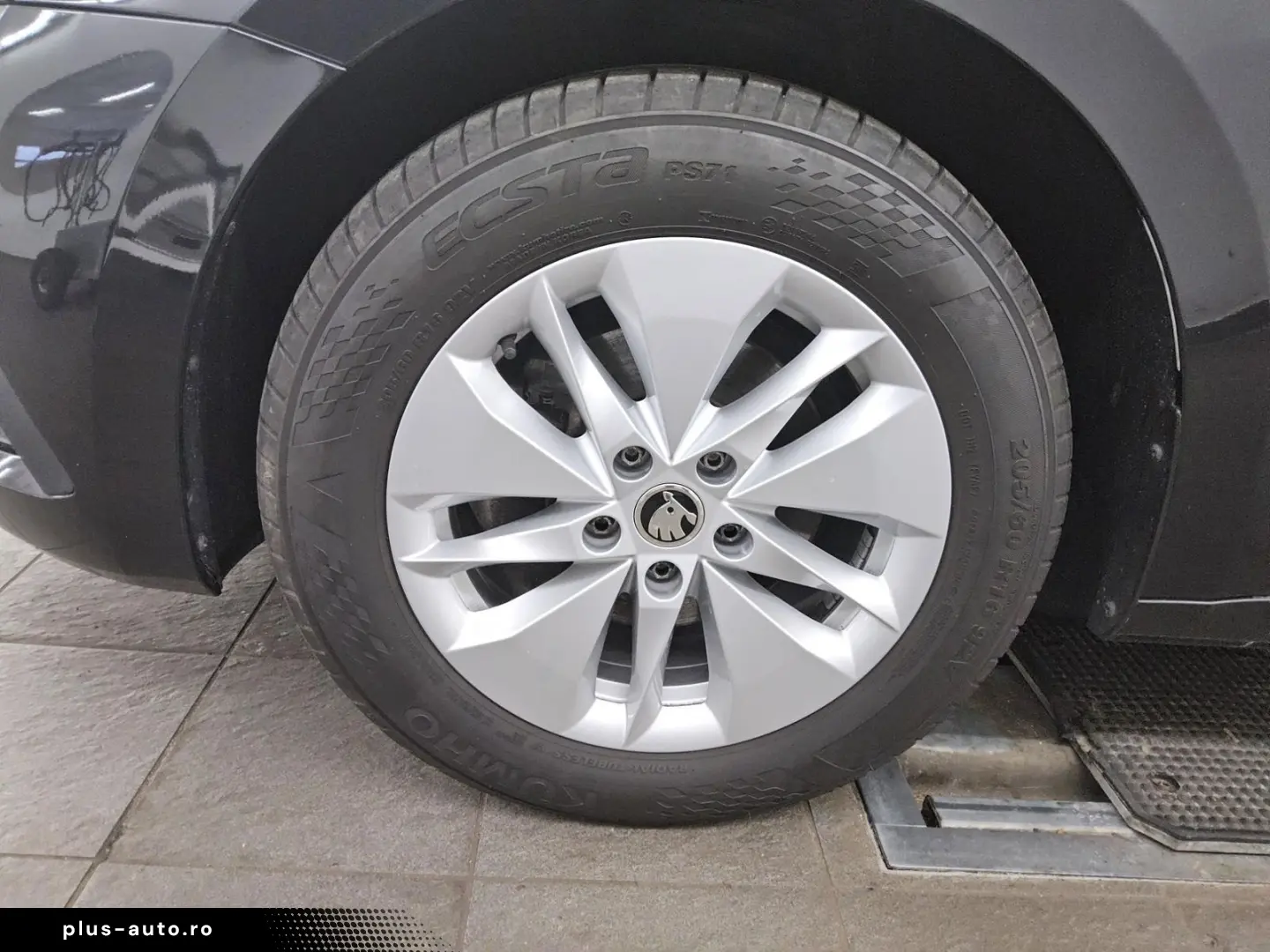 SKODA Octavia Kombi 2.0 TDI Ambition