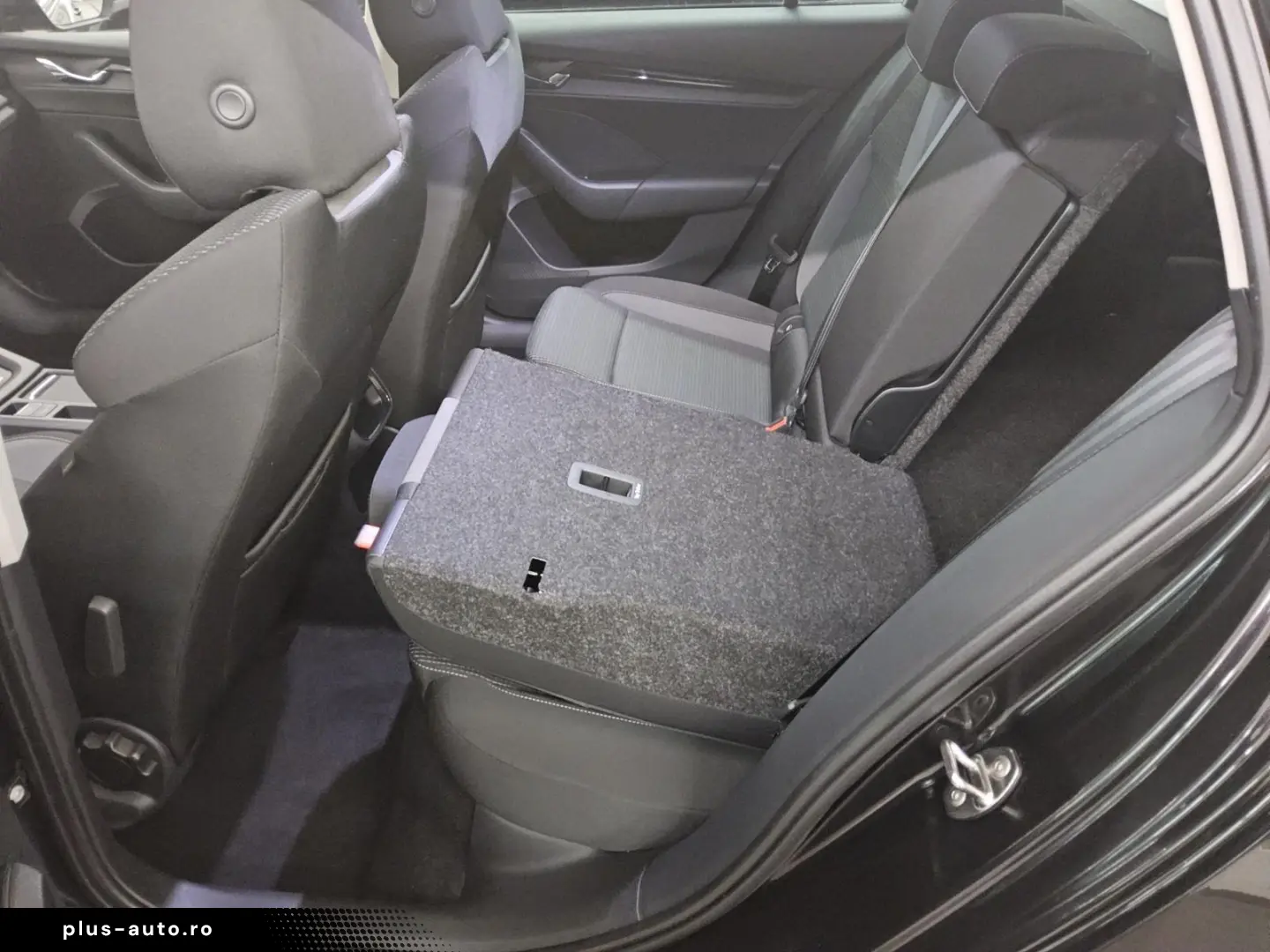 SKODA Octavia Kombi 2.0 TDI Ambition