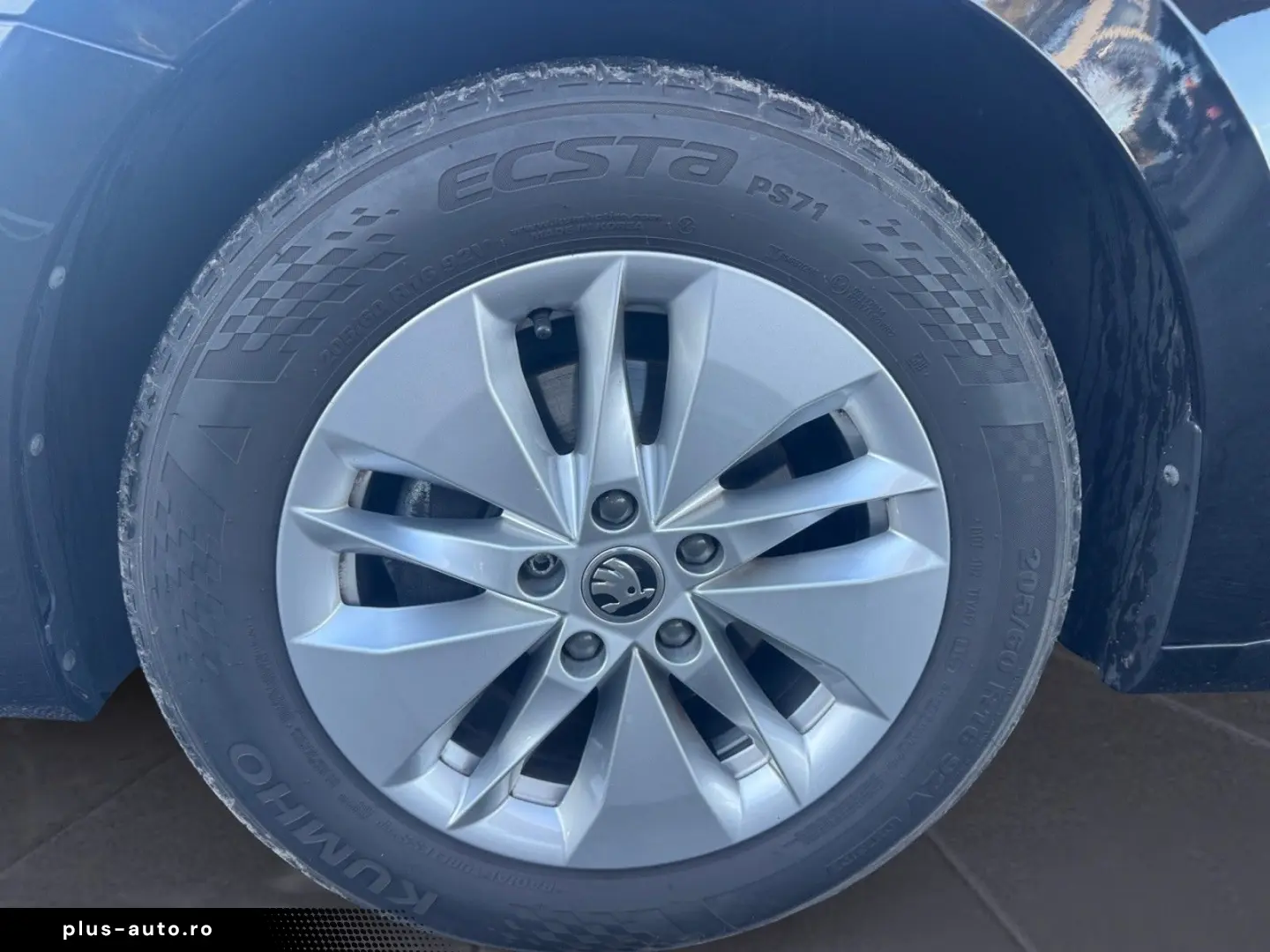 SKODA Octavia Combi 2.0 TDI  Ambition