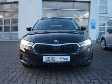 SKODA Octavia Combi Ambition
