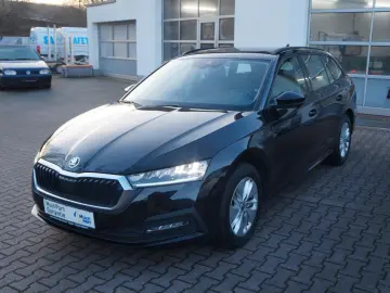 SKODA Octavia Combi Ambition