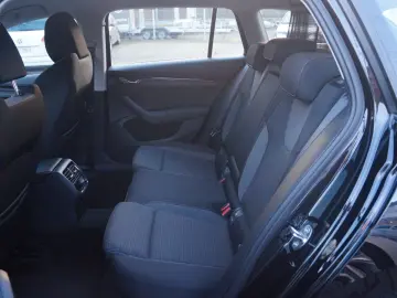 SKODA Octavia Combi Ambition