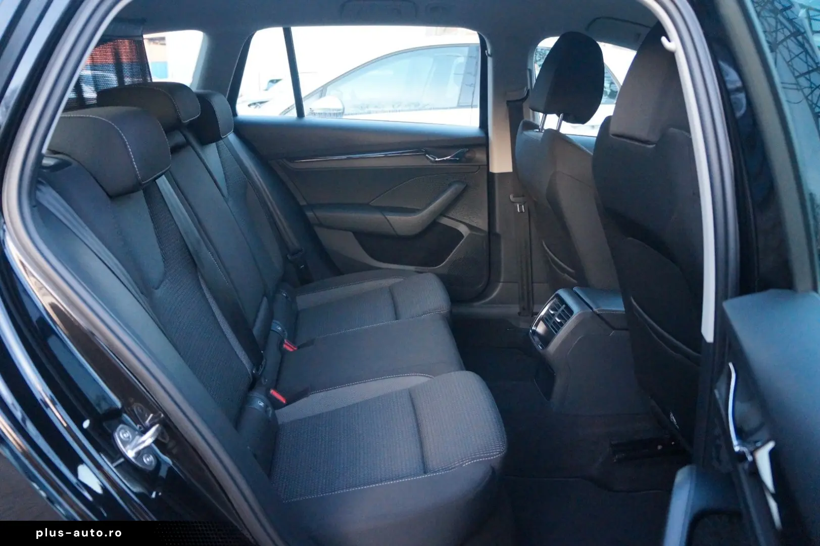 SKODA Octavia Combi Ambition