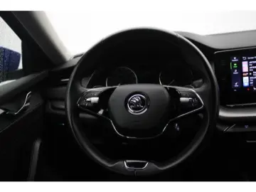 SKODA Octavia 4 IV Combi 2.0 Ambition