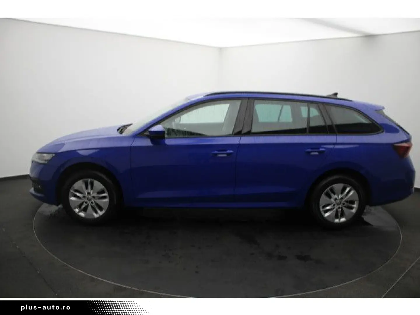 SKODA Octavia 4 IV Combi 2.0 Ambition