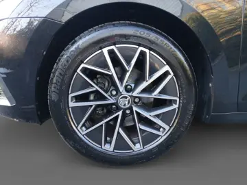 SKODA Octavia Combi Style