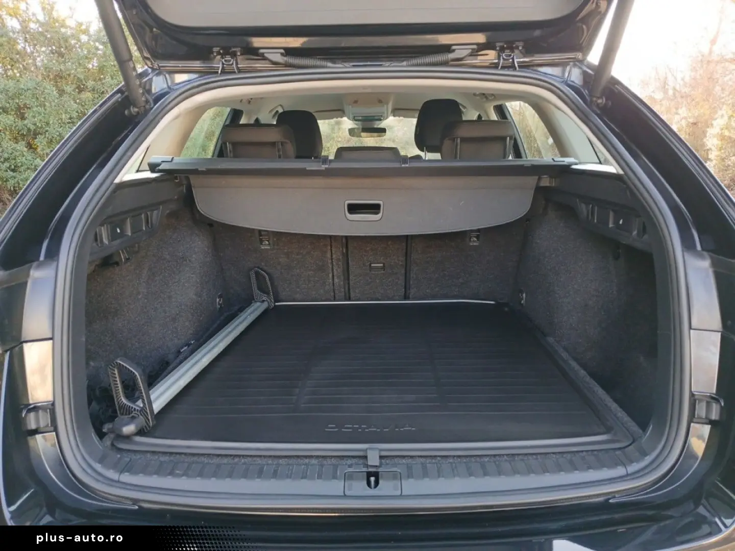 SKODA Octavia Combi Style