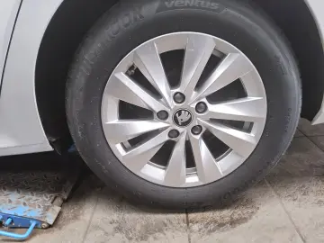 SKODA Octavia Kombi 2.0 TDI