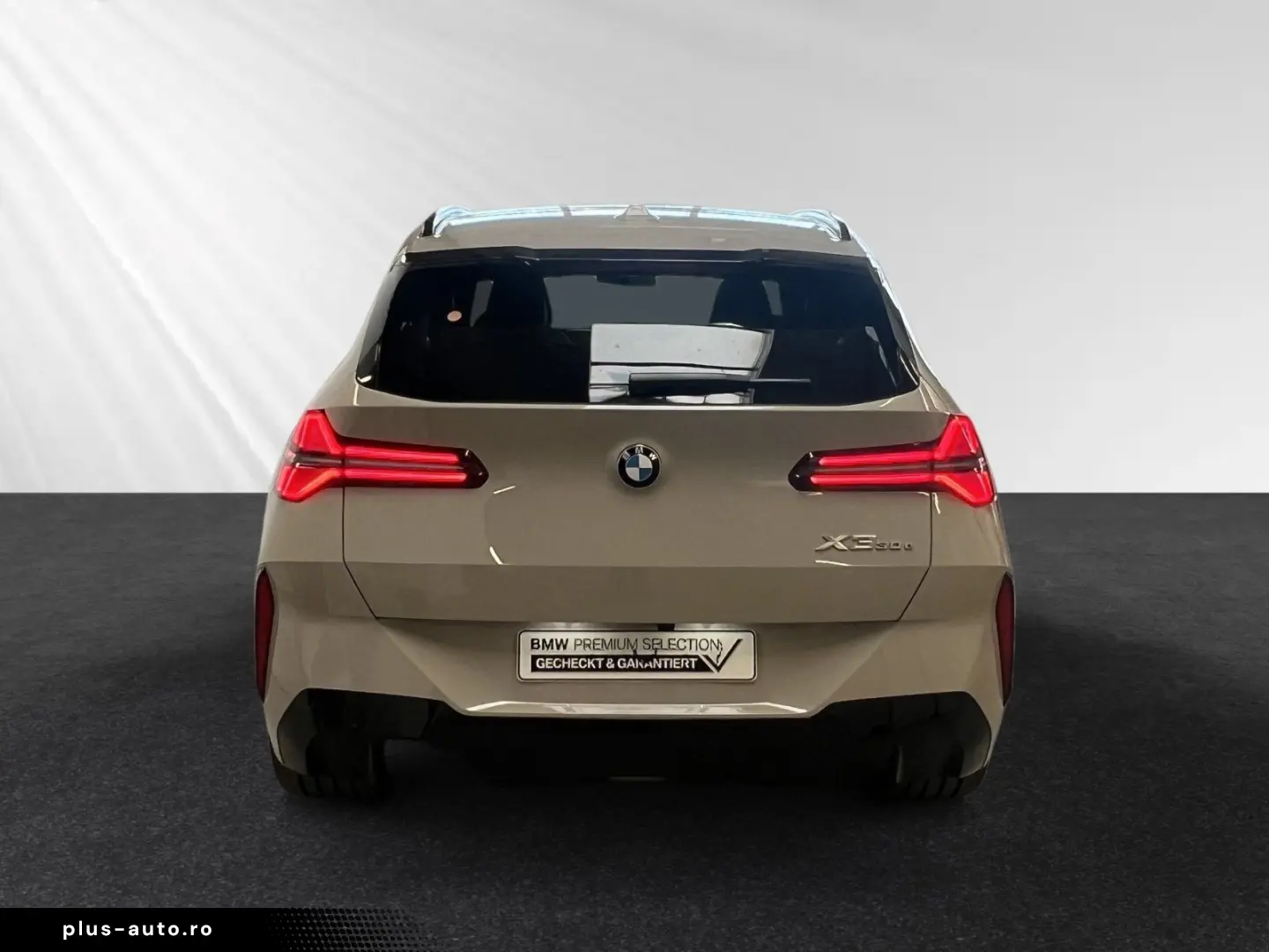 BMW X3 30e xDrive  Dune Grey  M Sport Pro AHK Pano