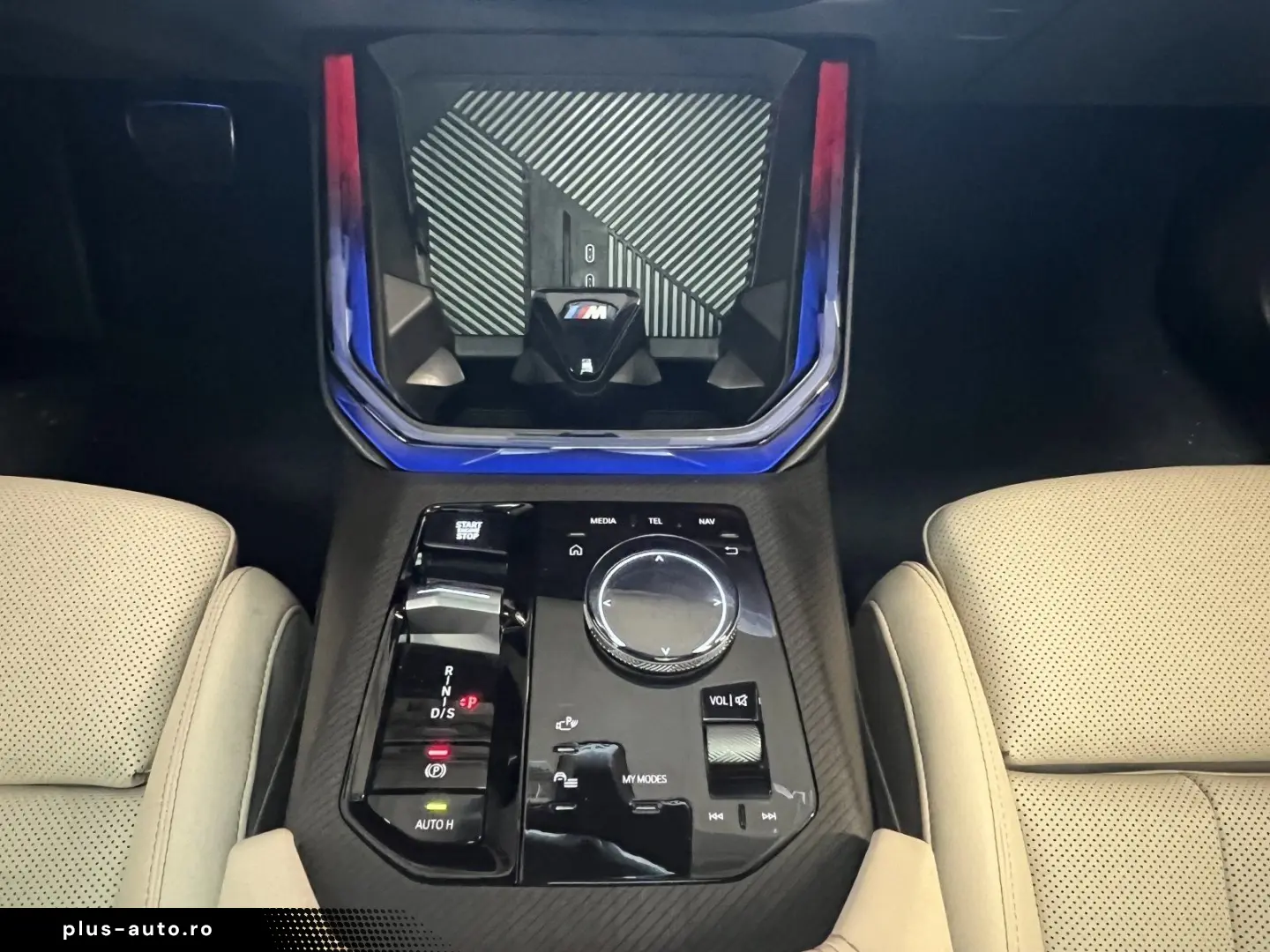 BMW X3 30e xDrive  Dune Grey  M Sport Pro AHK Pano