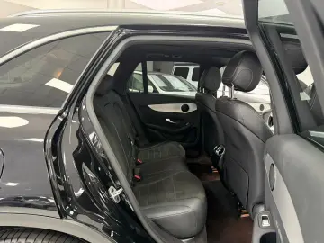 MERCEDES-BENZ GLC 200 4M