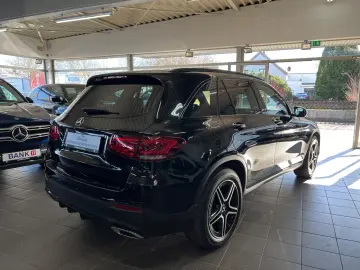 MERCEDES-BENZ GLC 300e 4M AMG Line