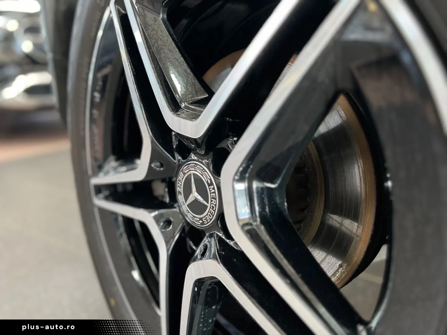 MERCEDES-BENZ GLC 300e 4M AMG Line