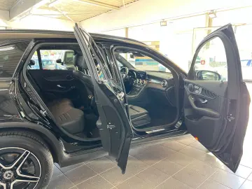 MERCEDES-BENZ GLC 300e 4M AMG Line