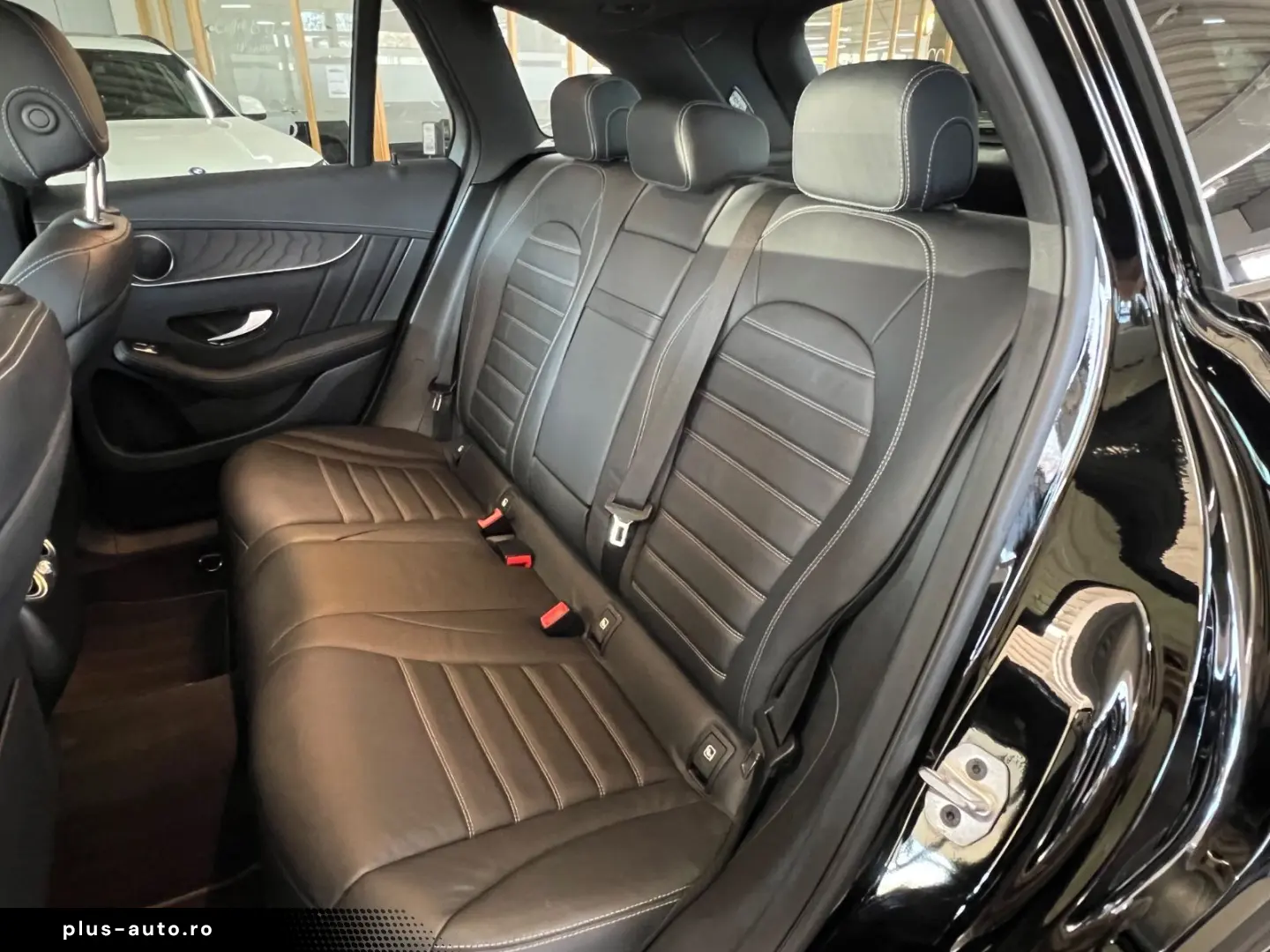 MERCEDES-BENZ GLC 300e 4M AMG Line