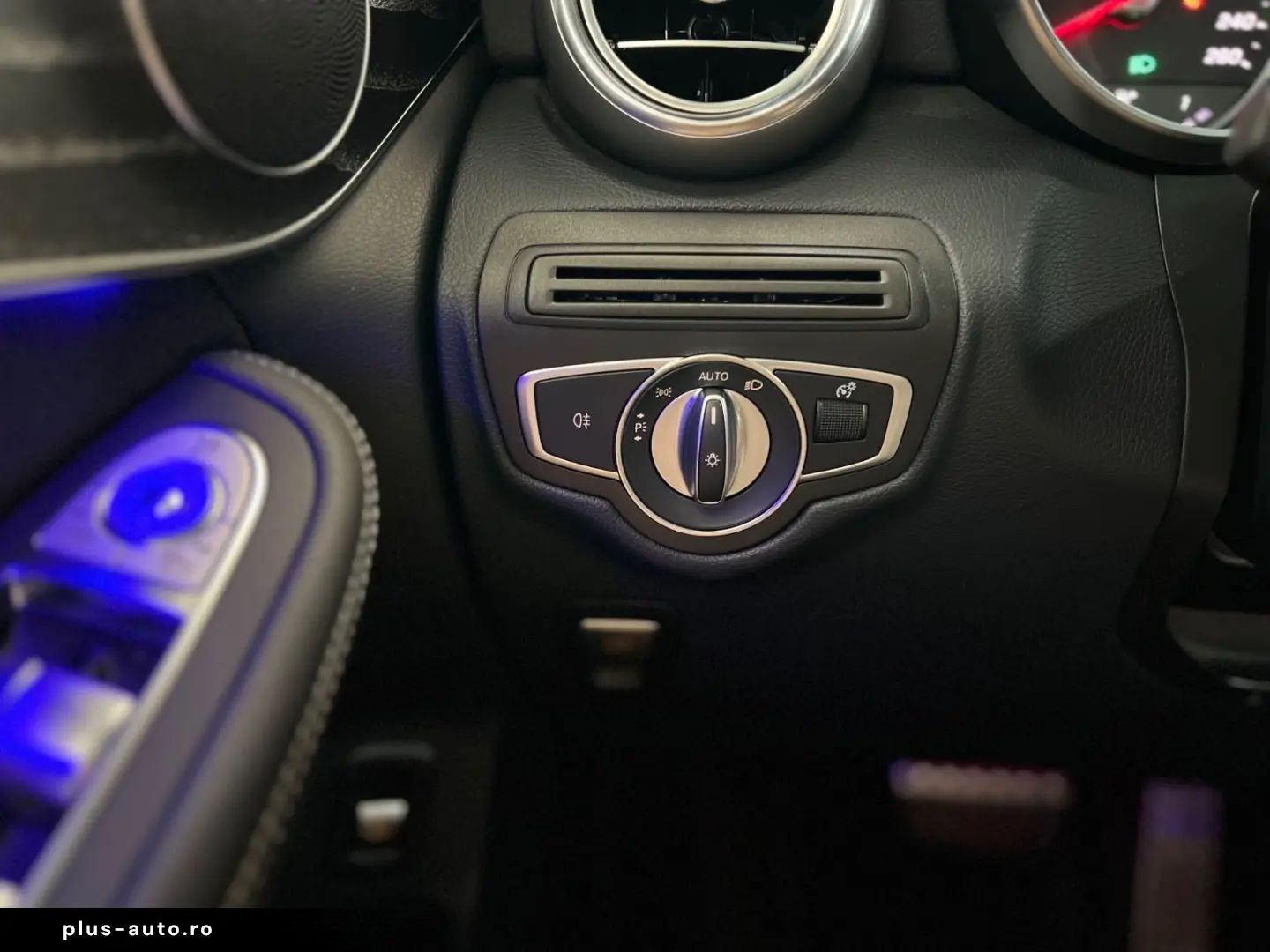 MERCEDES-BENZ GLC 300e 4M AMG Line