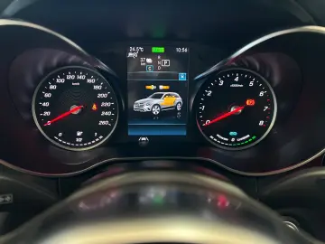 MERCEDES-BENZ GLC 300e 4M AMG Line