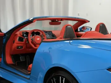 Aston Martin DBS Volante   Elwood Blue-Vivid Red   Titan-AGA