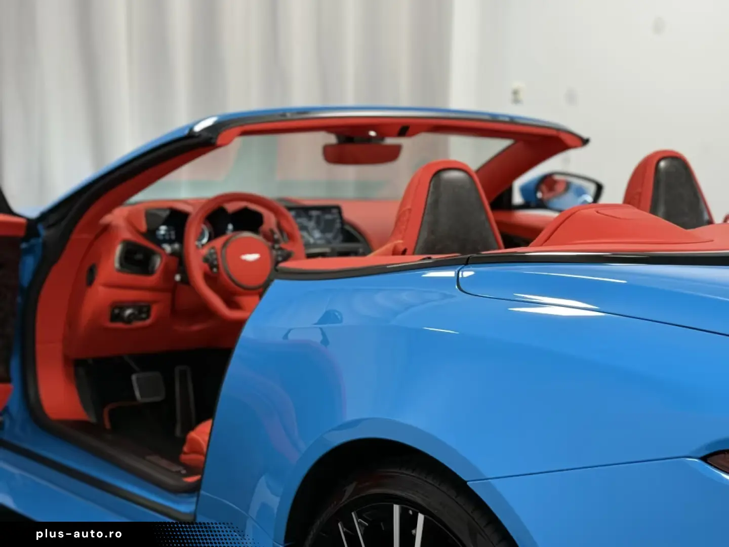 Aston Martin DBS Volante   Elwood Blue-Vivid Red   Titan-AGA