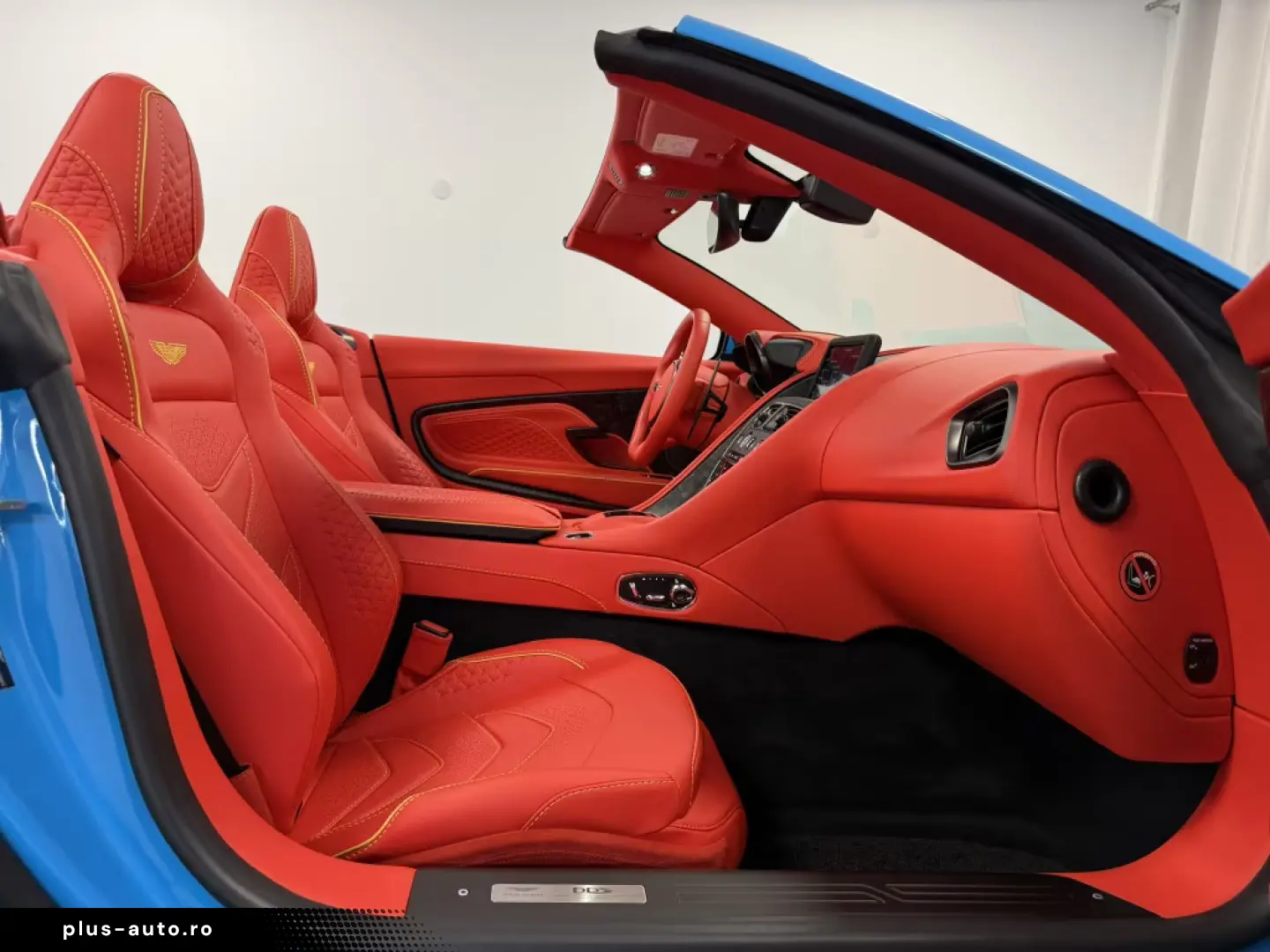 Aston Martin DBS Volante   Elwood Blue-Vivid Red   Titan-AGA