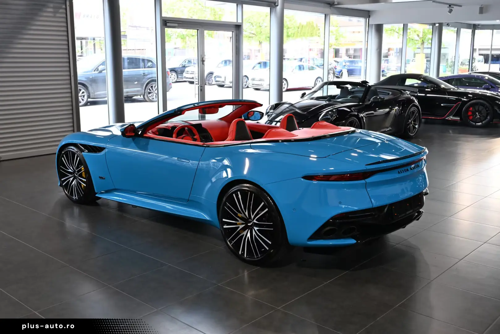Aston Martin DBS Volante   Elwood Blue-Vivid Red   Titan-AGA