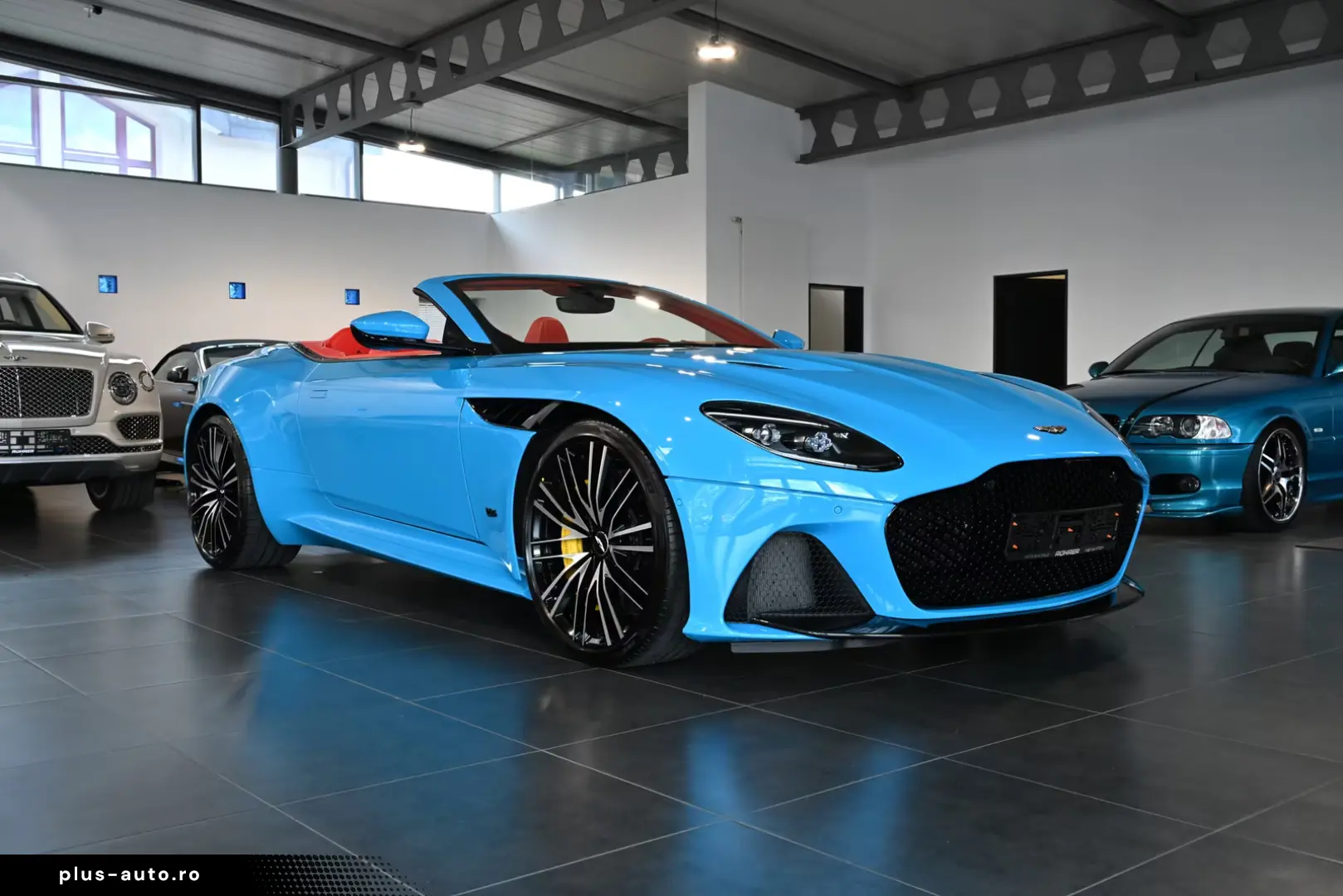 Aston Martin DBS Volante   Elwood Blue-Vivid Red   Titan-AGA
