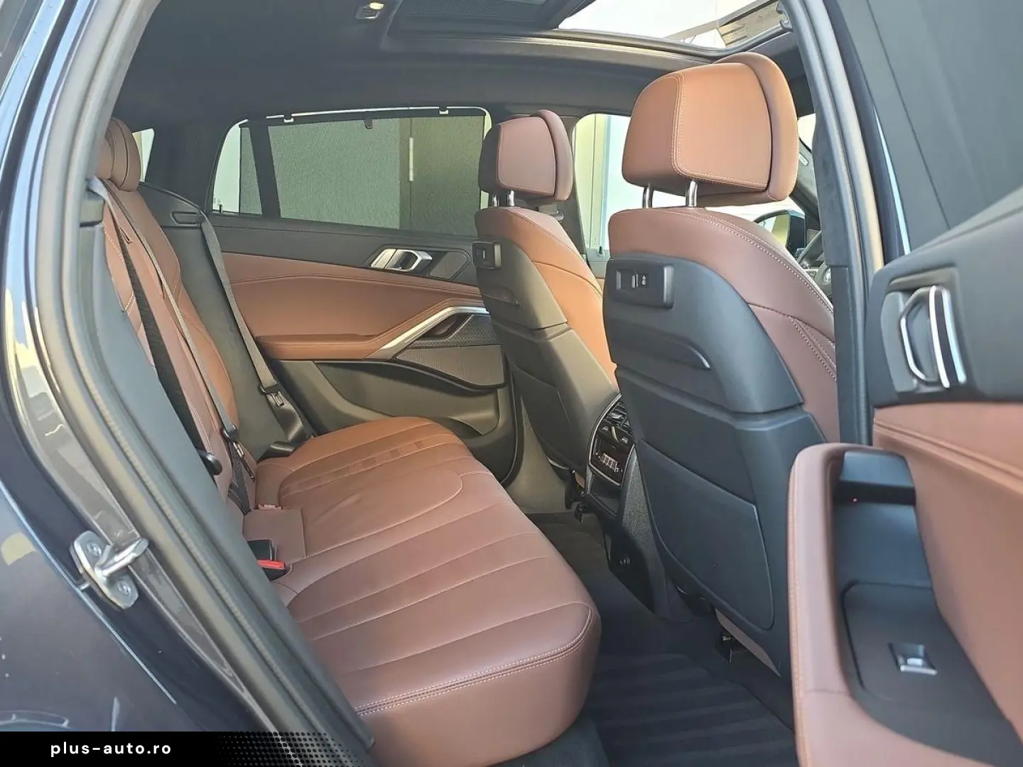 BMW X6 xDrive 40i MSport   HUP PANO AHK H&K 360