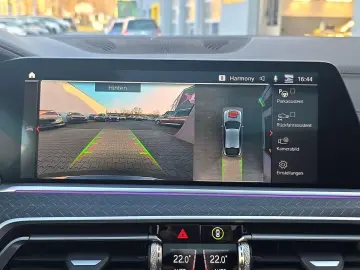 BMW X6 xDrive 40i MSport   HUP PANO AHK H&K 360