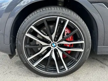 BMW X6 xDrive40i M-Paket Aut.   STHZ   AHK   Lase...