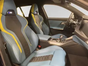 BMW M3 Competition M xDrive Touring H K Head-Up