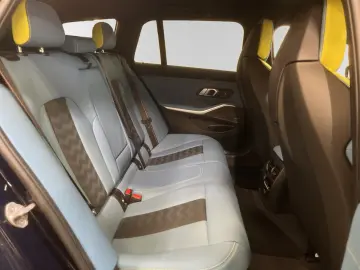 BMW M3 Competition M xDrive Touring H K Head-Up