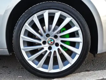 Alfa Giulietta Facelift - GARANTIE 1AN•RATE•Navi•Clima